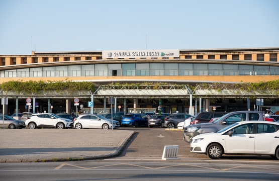 Traveler Services: High Speed Rail Links